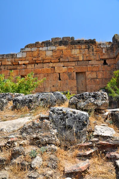 Hierápolis ruinss perto de Pamukkale, Turquia . — Fotografia de Stock