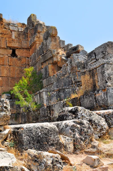 Hierapolis ruinss w pobliżu pamukkale, Turcja. — Zdjęcie stockowe