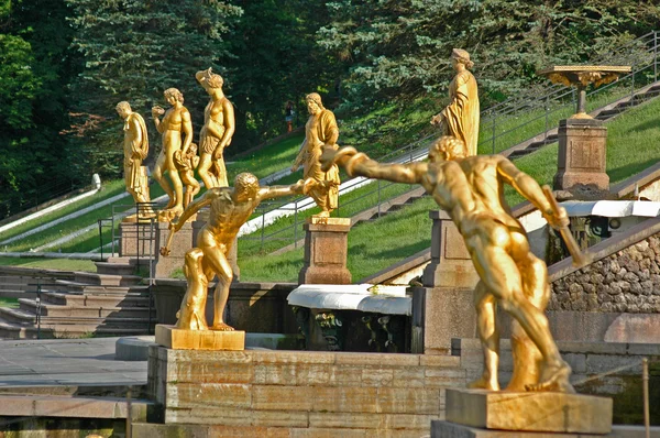 Ensemble of Grand Cascade in Petrodvorets — Stock Photo, Image