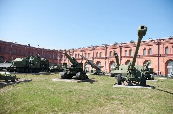 Artillery guns — Stock Photo, Image