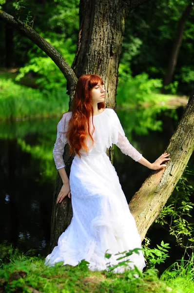 Girl in white dress — Stock Photo, Image