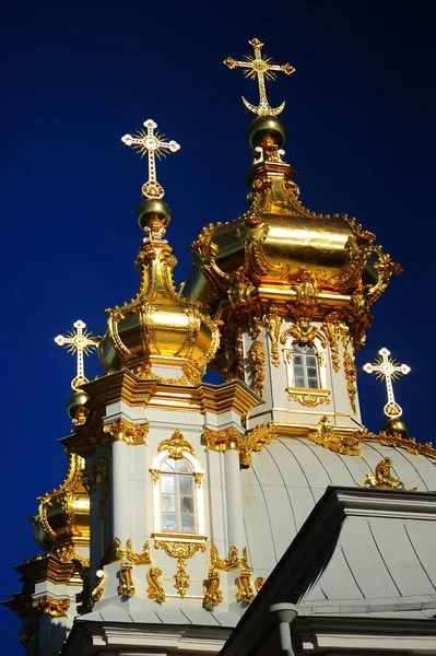 Εκκλησία του grand palace στην petrodvorets — Φωτογραφία Αρχείου