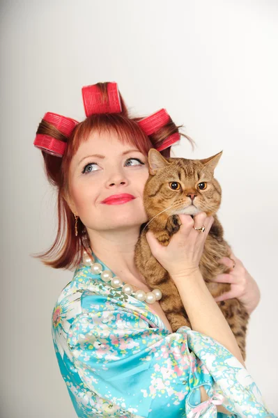 Portrét Ženy Domácnosti Kočkou — Stock fotografie