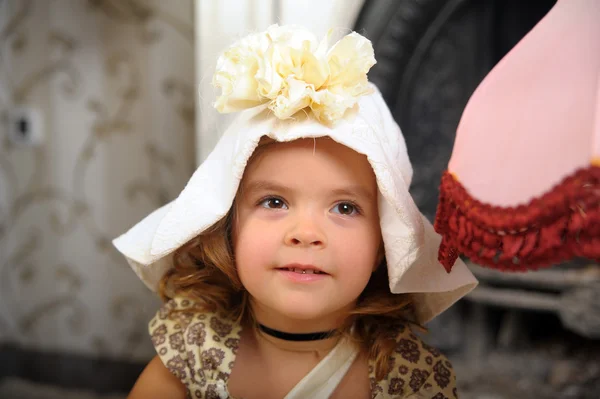 Βικτοριανό Ύφος Πορτρέτο Του Χαριτωμένο Μικρό Κορίτσι — Φωτογραφία Αρχείου