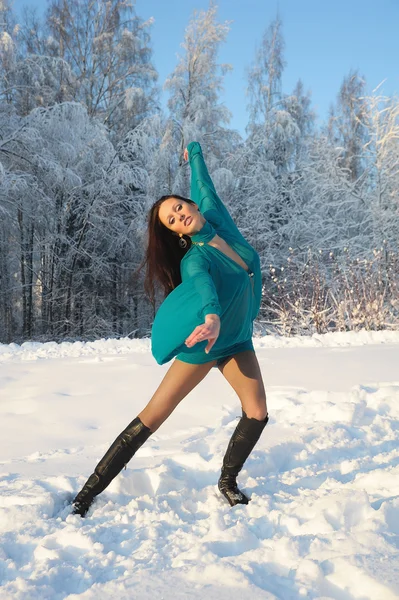 Girl Dancing Background Winter Landscape — Stock Photo, Image