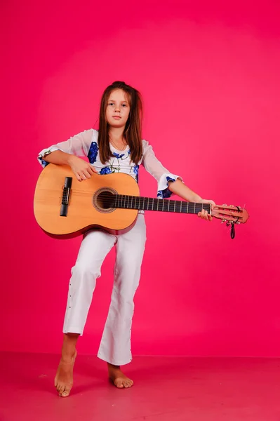 Little Girl Guitar — Stock Photo, Image