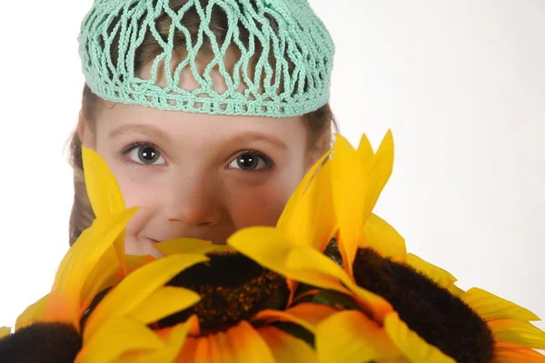 Dívka se slunečnicemi — Stock fotografie