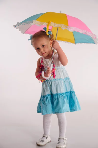 Holčička s deštníkem — Stock fotografie