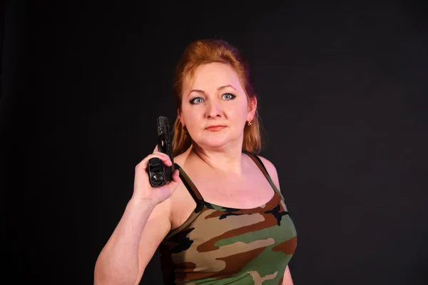 Iki silahlı kadın — Stok fotoğraf