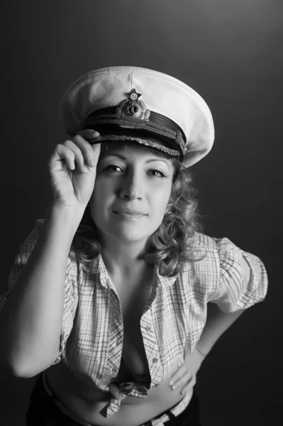 Portrait rapproché de femme en bonnet marin — Photo