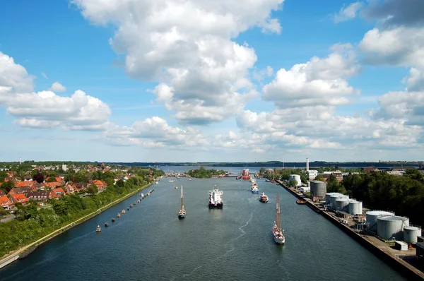 Kiel-kanalen, lås på kiel-holtenau Stockbild