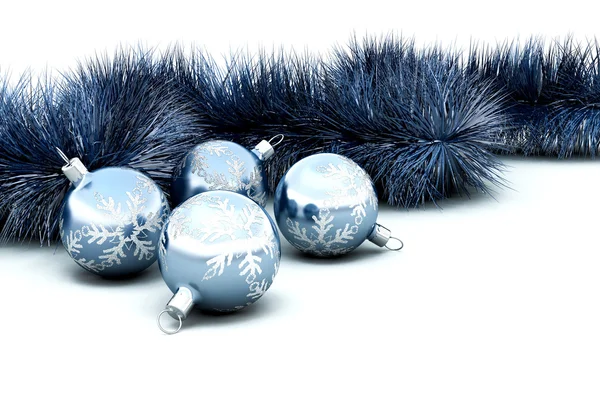 Bola de Navidad y oropel — Foto de Stock