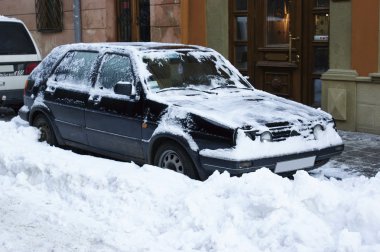 Car in snow clipart