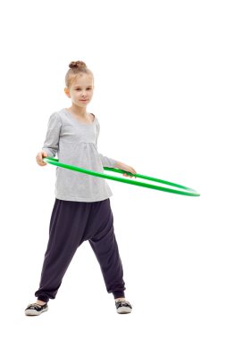 hula hoop kızla sportif llittle