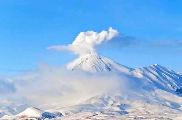 Vulkan in Russland — Stockfoto