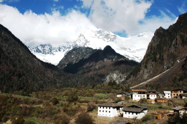 Shangrila Çin'de manzara