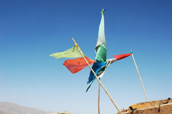 Renkli Budist Dua Bayrakları Tibet Toplayan — Stok fotoğraf