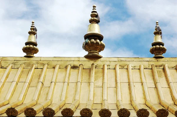 ラマ寺の金色の屋根 — ストック写真