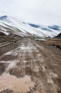 Kışın yol