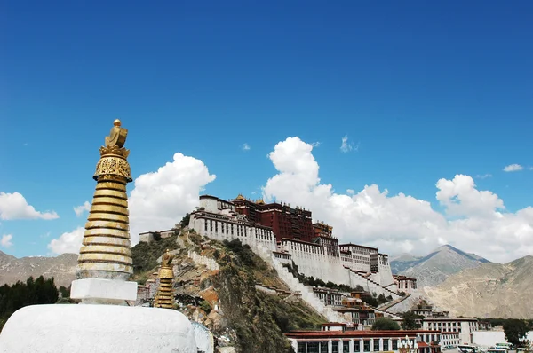 Pałac Potala w Lhasie Tybetu — Zdjęcie stockowe