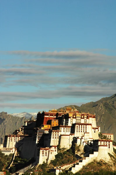 Potalapalatset i lhasa tibet — Stockfoto