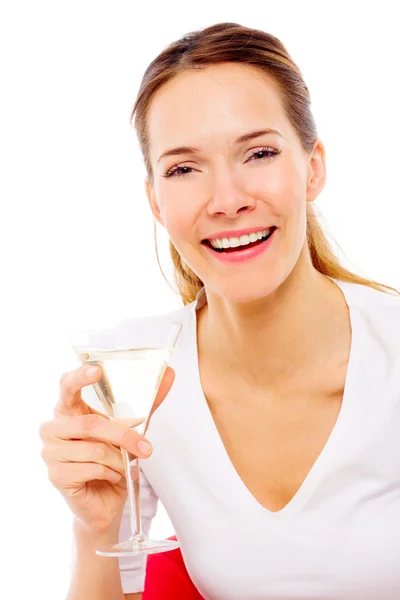 Jonge vrouw drinken van een cocktail — Stockfoto