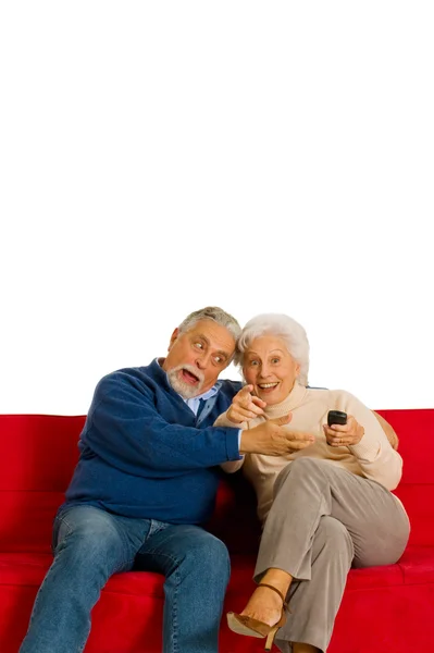Äldre par i soffan — Stockfoto