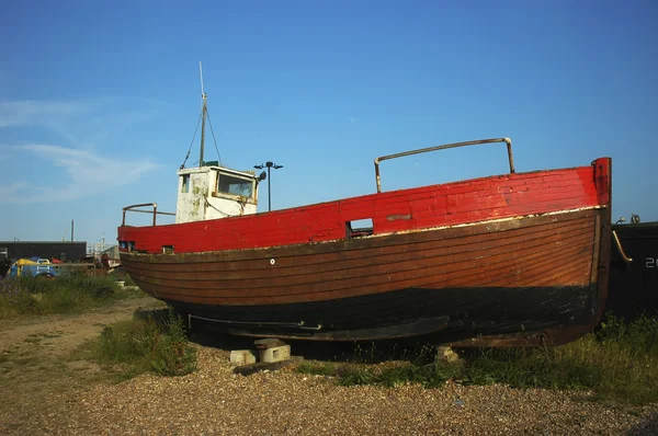 Покинутий Старий Рибальський Човен — стокове фото