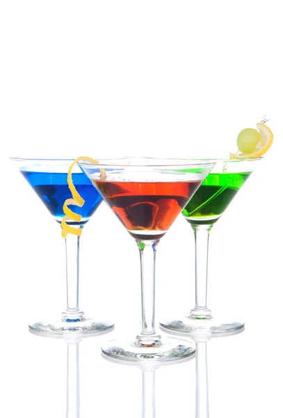 Bebida de tres cócteles tropicales Martini —  Fotos de Stock