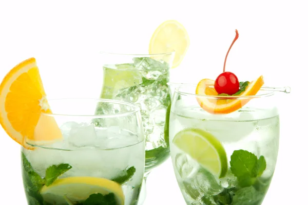 Citrus Mojito Drinkar Med Ljus Rom Vodka Gin Lime Mynta — Stockfoto