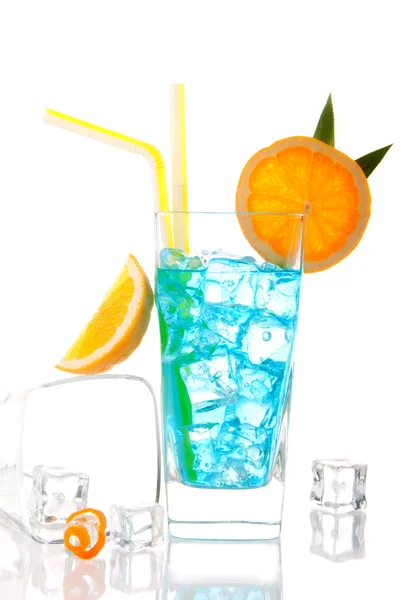 Blaue hawaiianische Cocktail-Komposition — Stockfoto