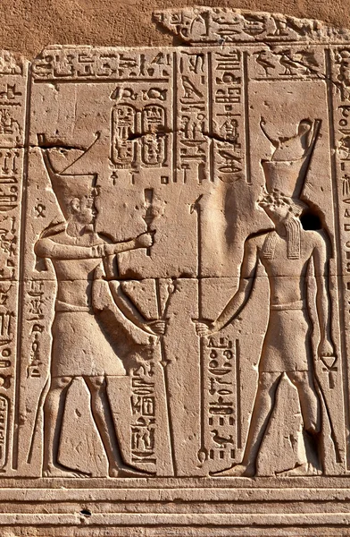 stock image Fragment of a wall with hieroglyphs and frescos in the Egyptian temple