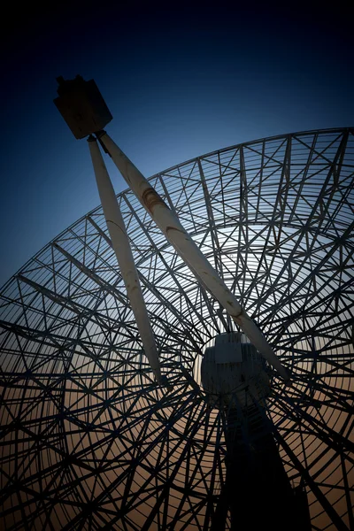 Radar Uno Sfondo Del Cielo — Foto Stock