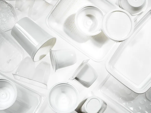 Recipientes de plástico e de poliestireno — Fotografia de Stock