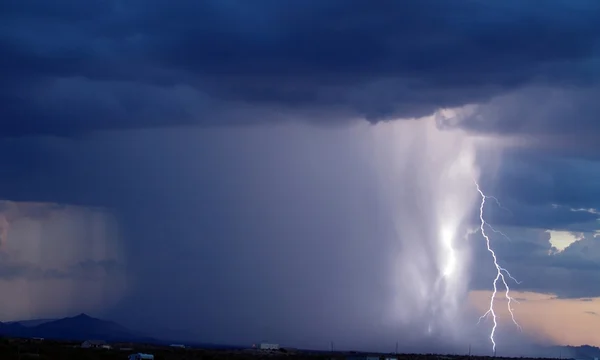 Arizona moesson storm 2006d Stockafbeelding