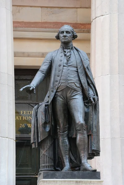 Statue George Washington au Federal Hall de New York — Photo