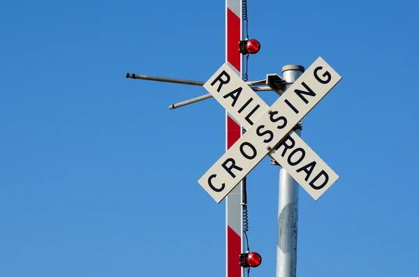 Tren yolu crossing — Stok fotoğraf