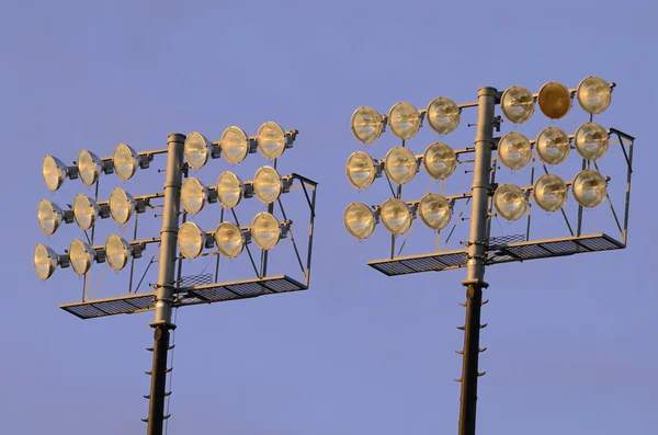 Stadyum projektörler — Stok fotoğraf