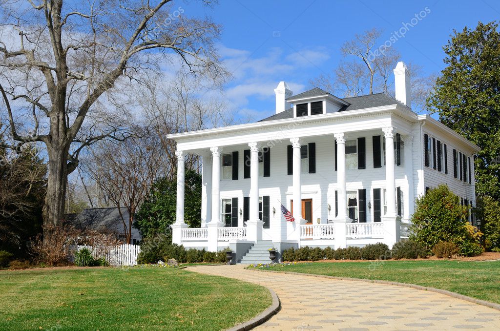 antebellum-home-stock-editorial-photo-sepavone-5183709