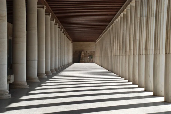 Starożytne korytarzu w Ateny, Grecja — Zdjęcie stockowe