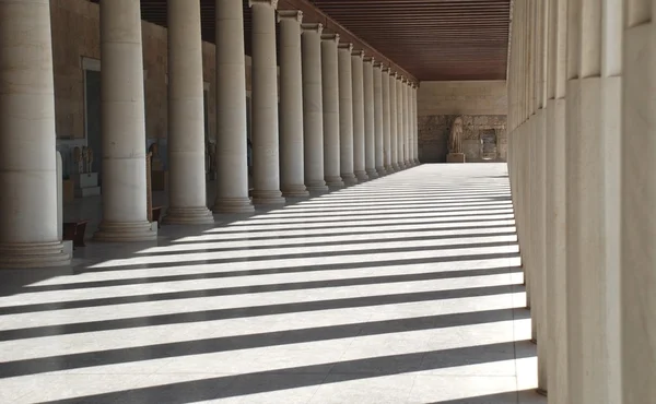 Starożytne korytarzu w Ateny, Grecja — Zdjęcie stockowe