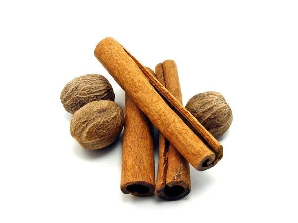 stock image Cinnamon sticks & nutmegs