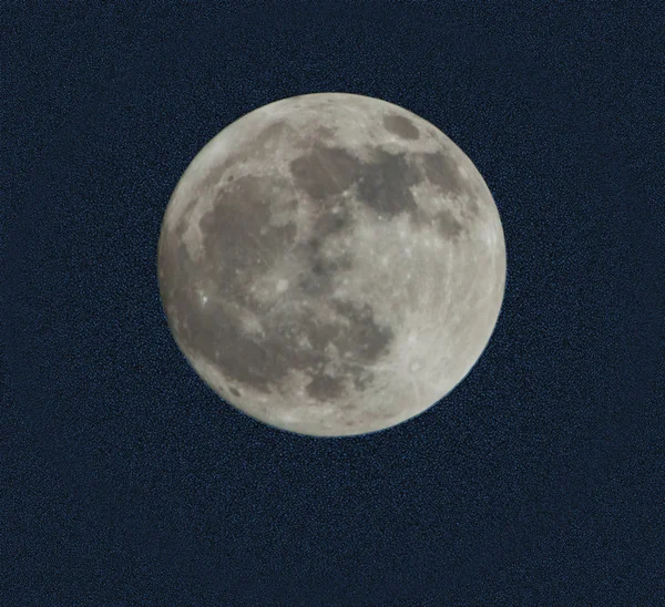 我们的月亮 — 图库照片