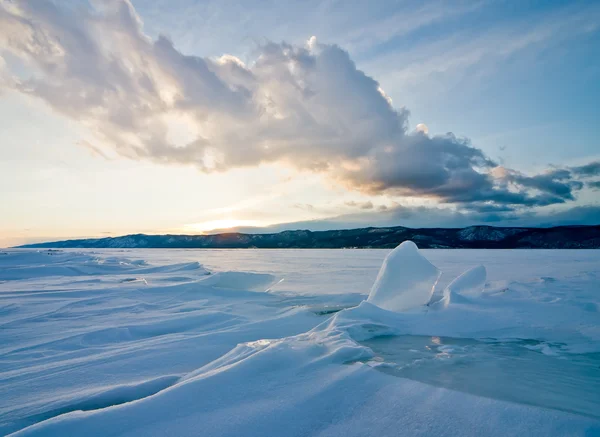 Λίμνη Βαϊκάλη, χειμώνα Εικόνα Αρχείου