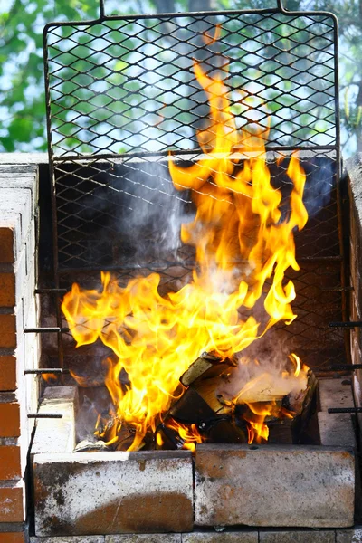 Grill flame — Stockfoto