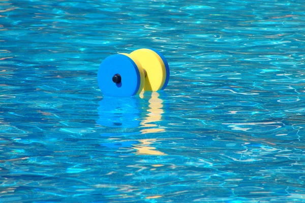 Haltere para aeróbica aquática — Fotografia de Stock