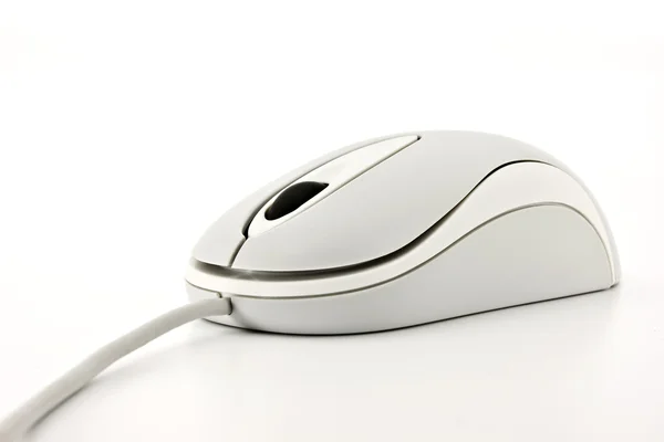Rato de computador branco isolado — Fotografia de Stock