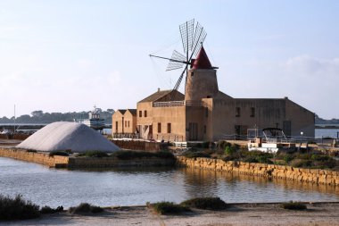 Marsala saltworks