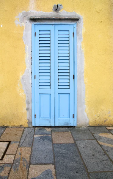 Modrý dveře — Stock fotografie