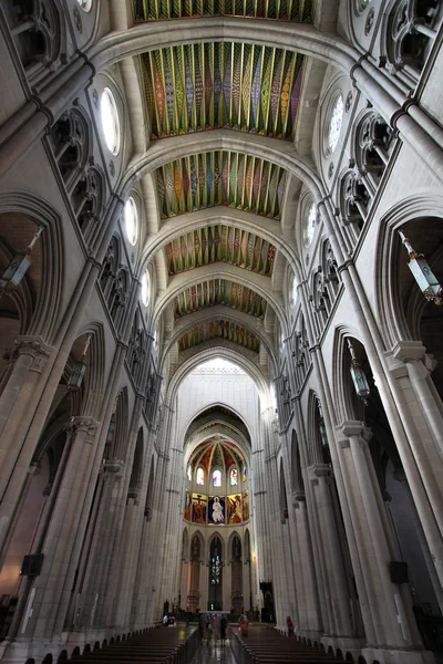 Katedra w Madrycie — Zdjęcie stockowe